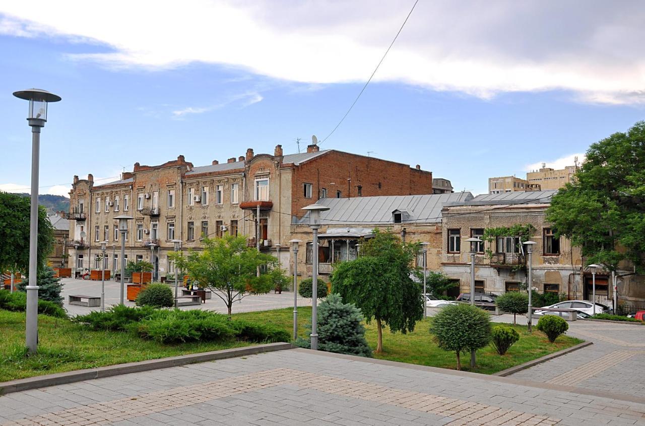 Hb Apartments Mari Brose Tbilisi Exterior foto