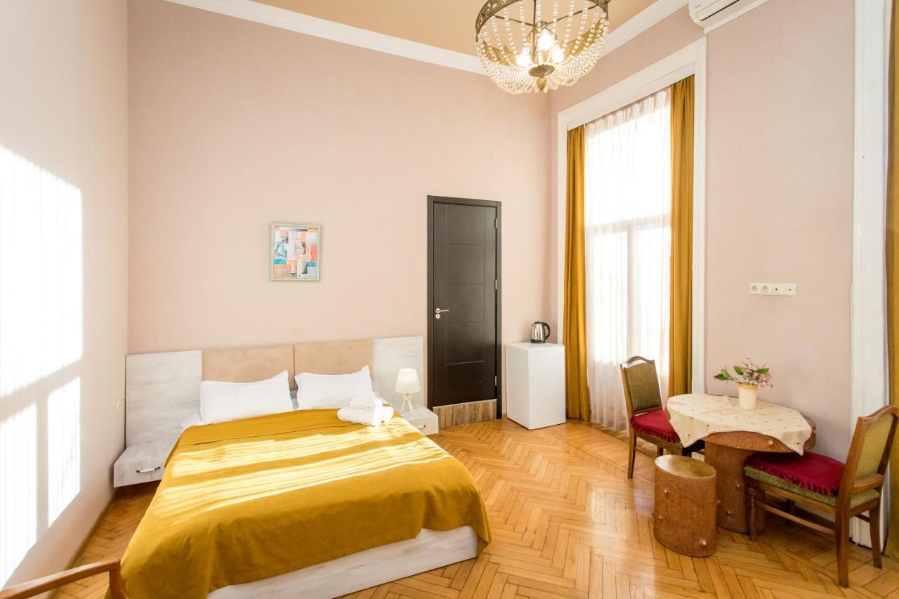 Hb Apartments Mari Brose Tbilisi Exterior foto