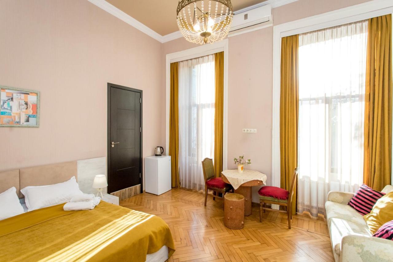 Hb Apartments Mari Brose Tbilisi Exterior foto