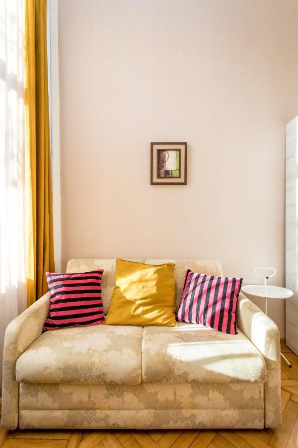 Hb Apartments Mari Brose Tbilisi Exterior foto