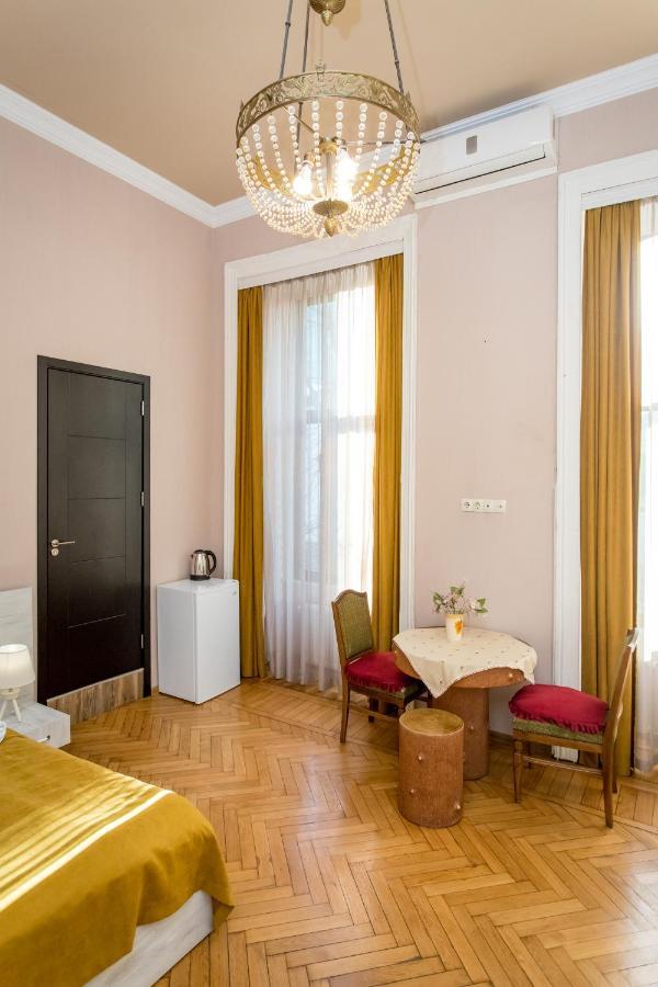 Hb Apartments Mari Brose Tbilisi Exterior foto