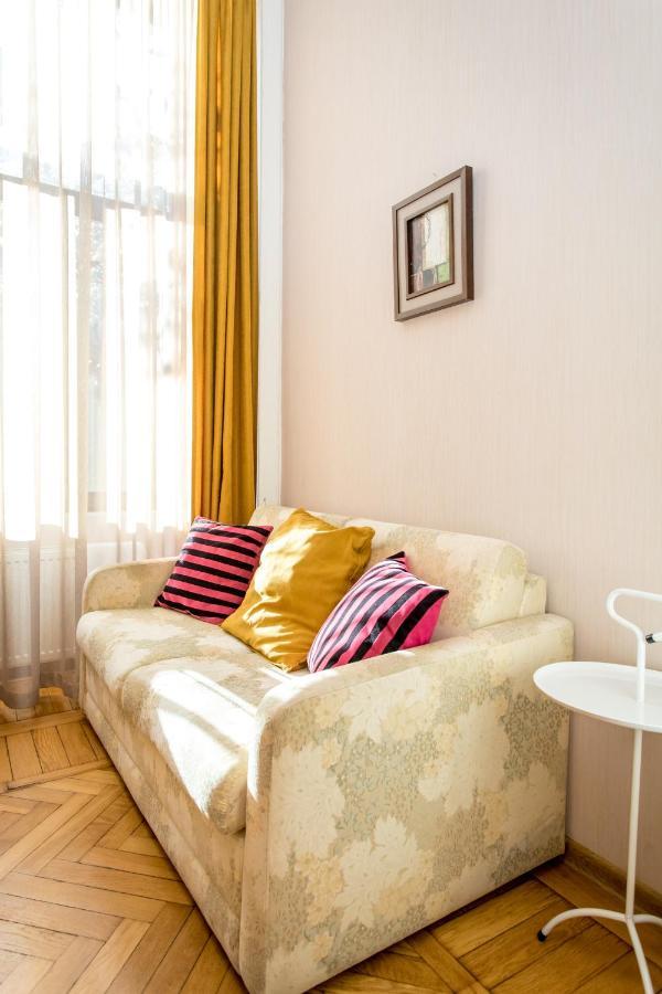 Hb Apartments Mari Brose Tbilisi Exterior foto
