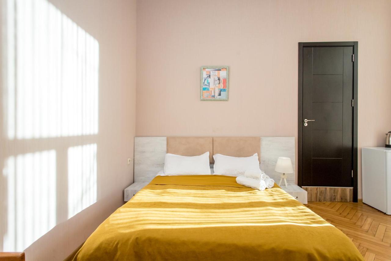 Hb Apartments Mari Brose Tbilisi Exterior foto