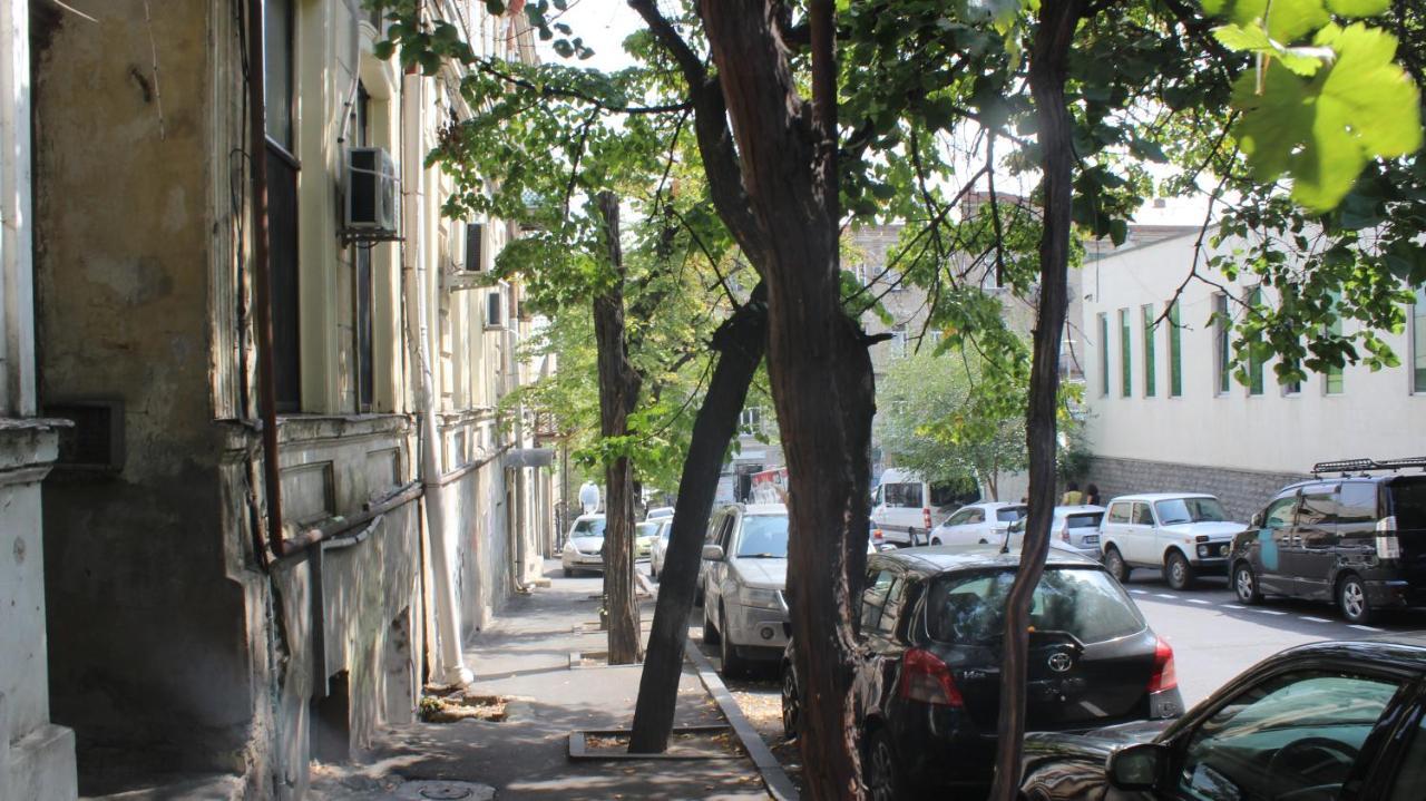 Hb Apartments Mari Brose Tbilisi Exterior foto