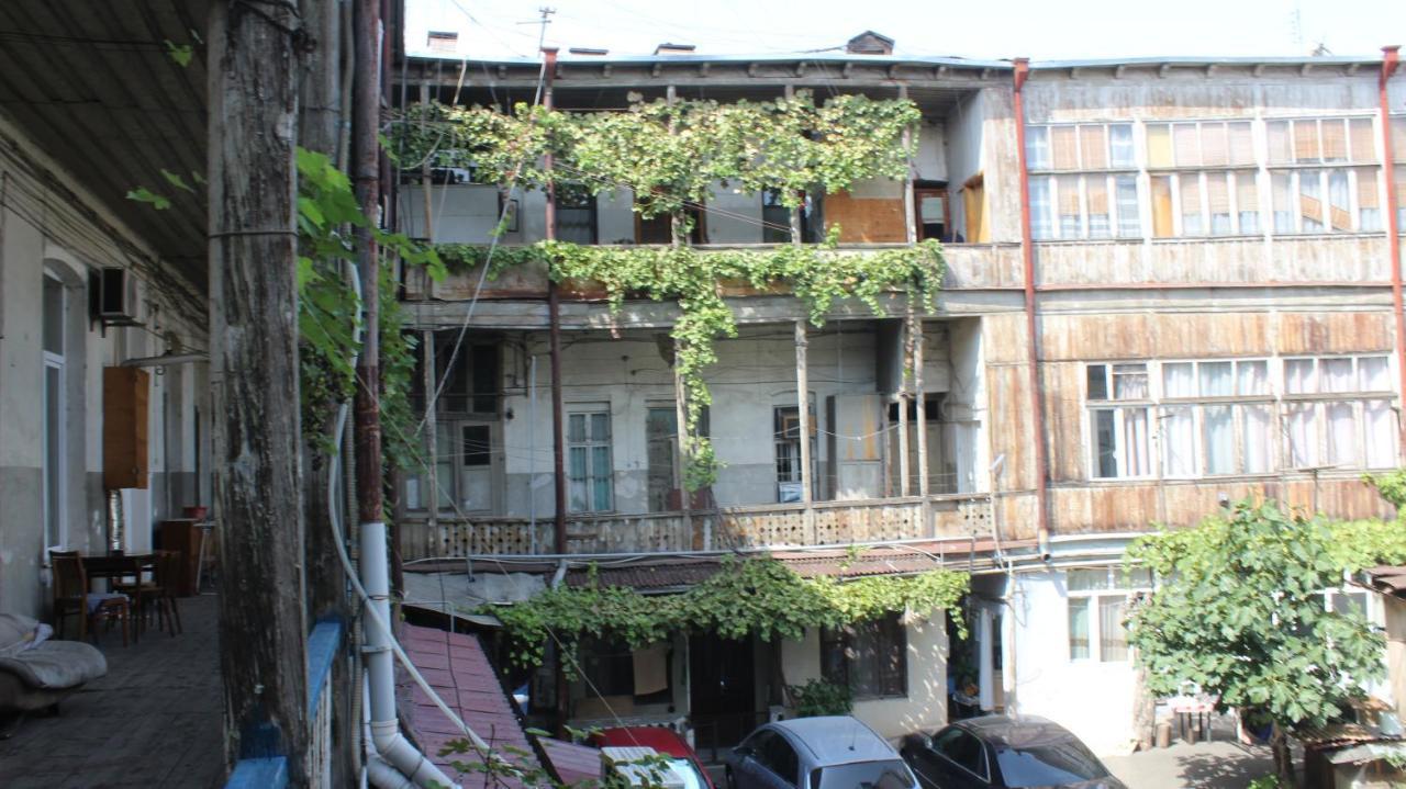 Hb Apartments Mari Brose Tbilisi Exterior foto